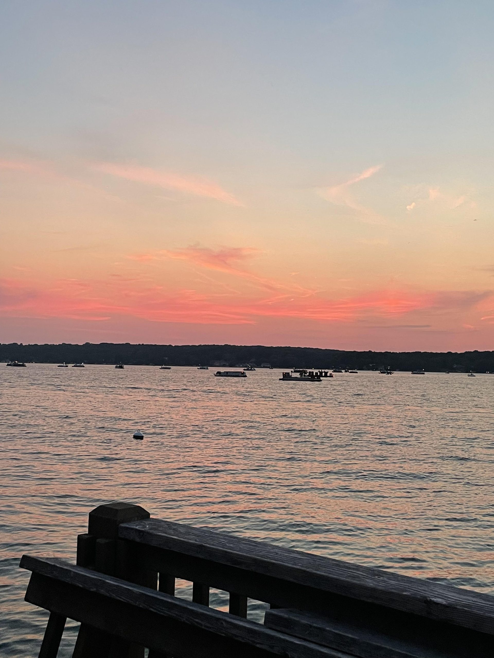 living-in-pewaukee-wi-on-pewaukee-lake